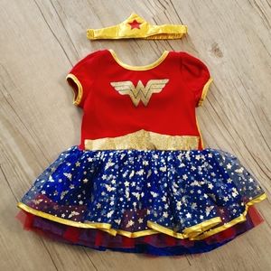EUC Wonder Woman 24M Costume